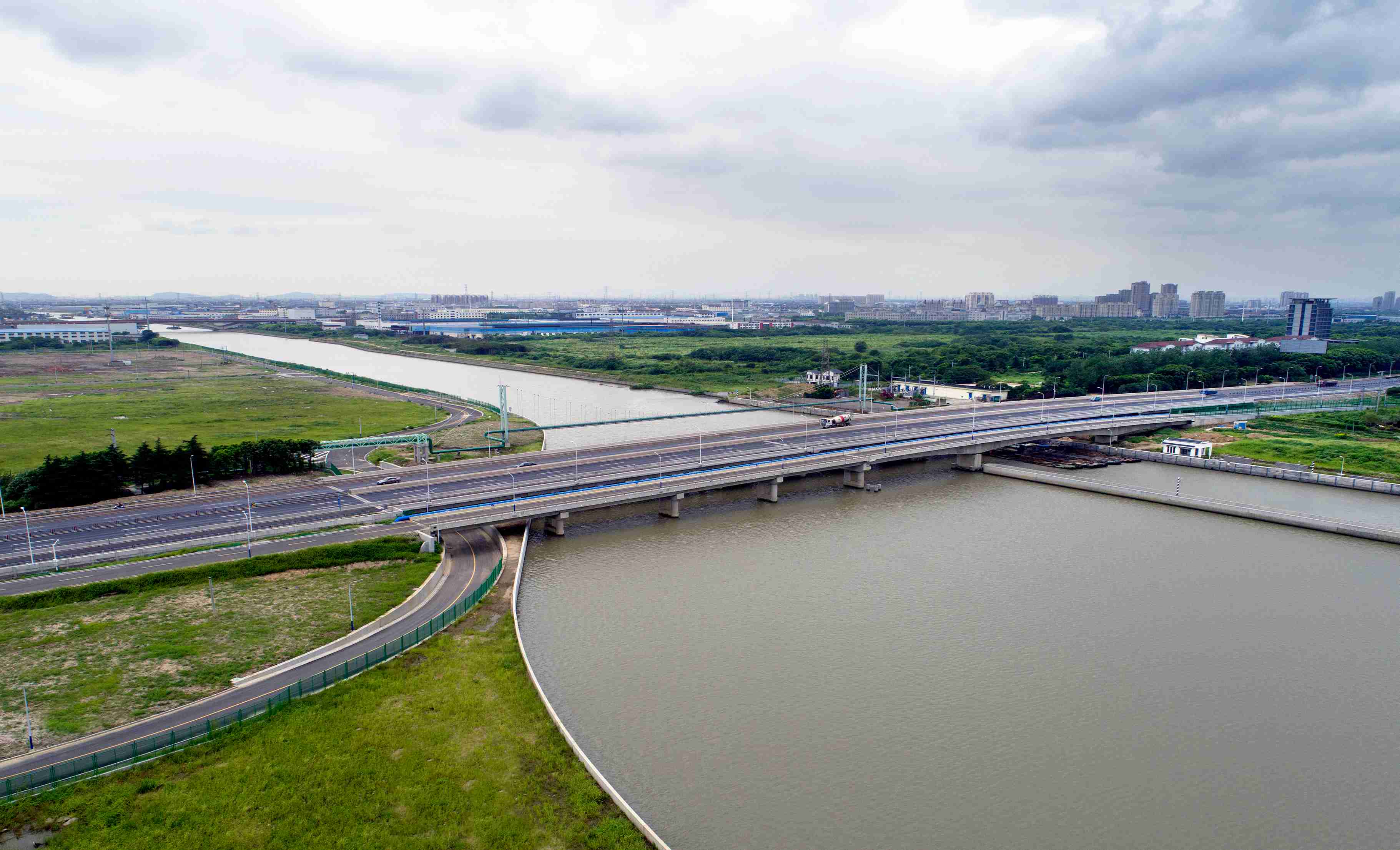 宁常高速高速公路新孟河桥梁工程